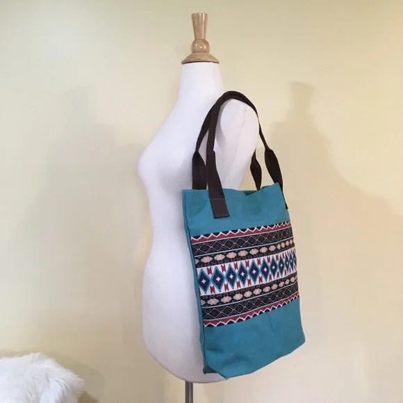 Oversized North South Geo Print Tote Bag - Picture 8 of 8